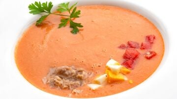 Gazpacho de sandía y tomate, de Arguiñano: una receta con un combo perfecto de salud, hidratación, ligereza y sabor