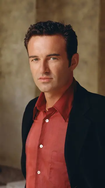 Julian McMahon como Cole Turner en Embrujadas