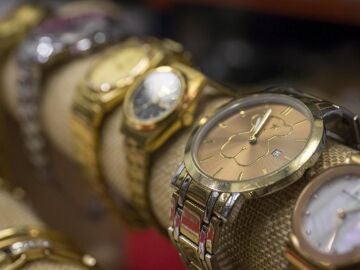 Imagen de archivo de relojes de una pasada subasta