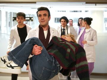 Se desata el caos, esta noche, en Renacer: Bahar se desmaya y Timur considera que debe ponerse en cuarentena 