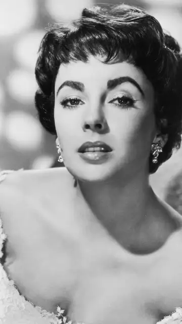 Elizabeth Taylor Elizabeth Taylor