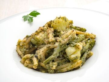 Casarecce con pesto, judías verdes y patata, la receta italiana de Arguiñano: "Sencilla, de temporada y con ingredientes muy baratos"