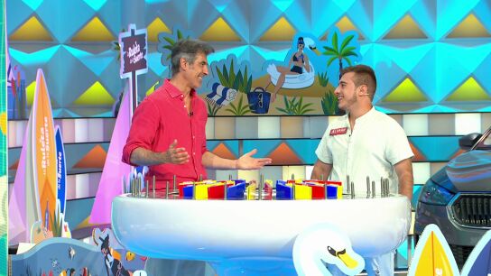 Jorge Fern&aacute;ndez, a &Aacute;lvaro al llegar al Panel Final de La ruleta de la suerte: "Algo bueno te ten&iacute;a que pasar"