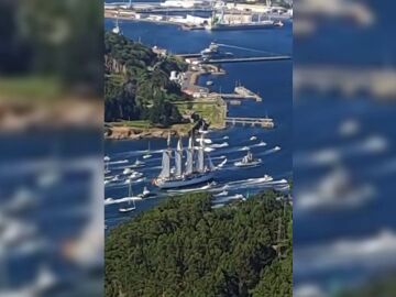 El Juan Sebastián de Elcano atraca en Ferrol con la princesa Leonor a bordo