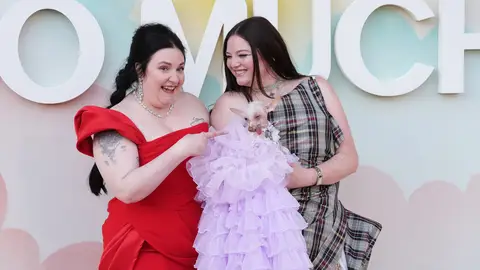 Lena Dunham y Megan Stalter presentan Too Much Lena Dunham y Megan Stalter presentan Too Much
