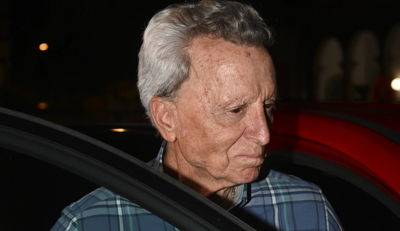 José Ortega Cano llegando a Cádiz para despedir a Michu