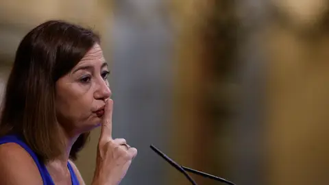 Francina Armengol a la bancada de PP: "Dejen de dar este espectáculo lamentable" Francina Armengol a la bancada de PP: "Dejen de dar este espectáculo lamentable"