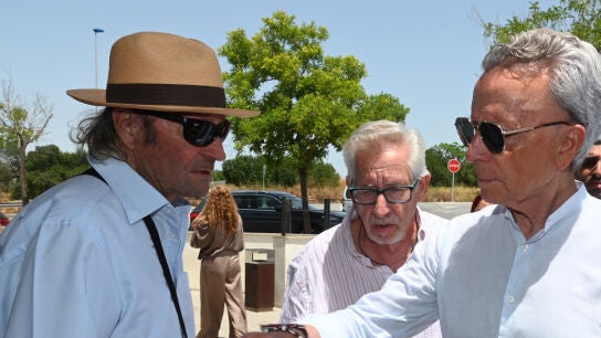 Amador Mohedano y Ortega Cano, en el tanatorio