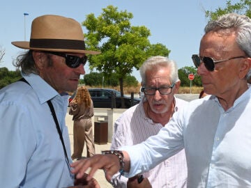 Amador Mohedano y Ortega Cano, en el tanatorio