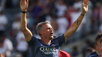 Luis Enrique celebra la victoria ante el Real Madrid en el Mundial de Clubes