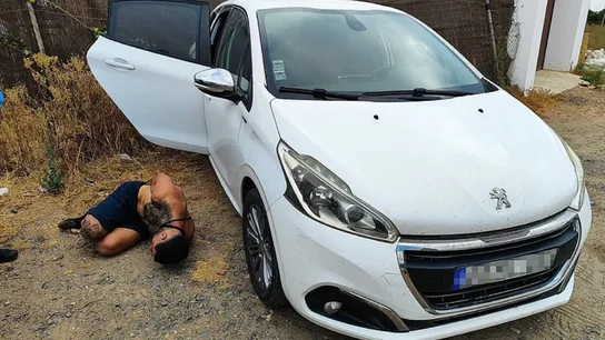 Ensangrentado y maniatado en el maletero de un coche: el brutal secuestro que hacen saltar las alarmas del narcotráfico en Ayamonte Ensangrentado y maniatado en el maletero de un coche: el brutal secuestro que hacen saltar las alarmas del narcotráfico en Ayamonte