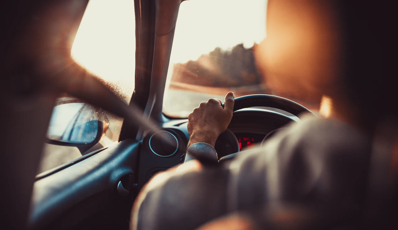 Cómo mantener una conducción segura este verano