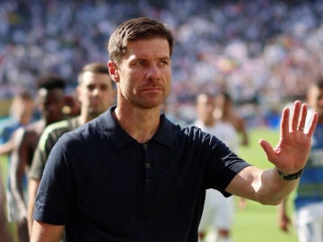 Xabi Alonso, tras ser eliminados por el PSG Xabi Alonso, tras ser eliminados por el PSG