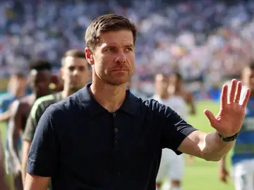 Xabi Alonso, tras ser eliminados por el PSG Xabi Alonso, tras ser eliminados por el PSG