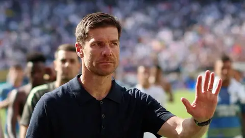 Xabi Alonso, tras ser eliminados por el PSG Xabi Alonso, tras ser eliminados por el PSG