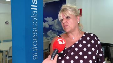 Un mosso acusado de propinar un cabezazo a la profesora de autoescuela de su hija tras suspender: "¡Eres una desgraciada!"