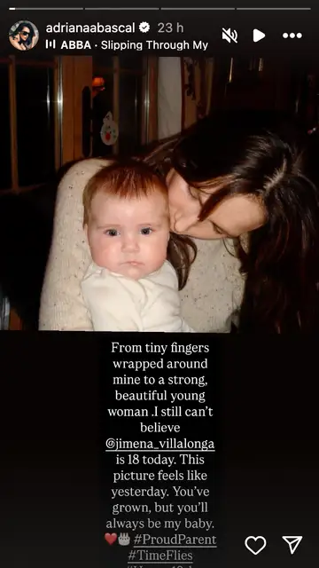 Story de Adriana Abascal Story de Adriana Abascal