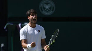 Antena 3 Deportes (11-07-25) Carlos Alcaraz somete al bombardero Fritz y jugar&aacute; su tercera final de Wimbledon