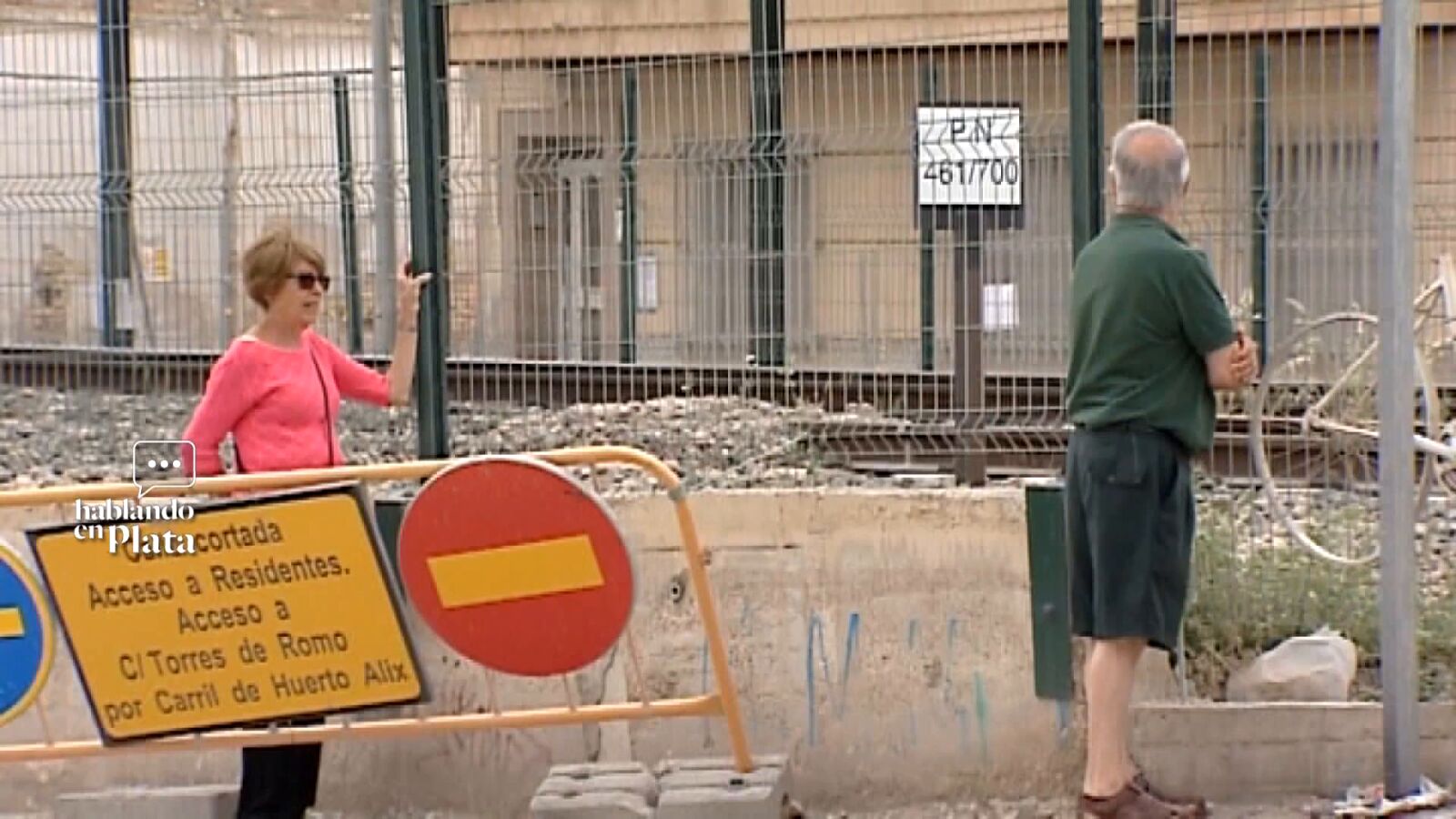 Italia convierte a jubilados en supervisores de obras públicas: nace el fenómeno 'umarell' profesional