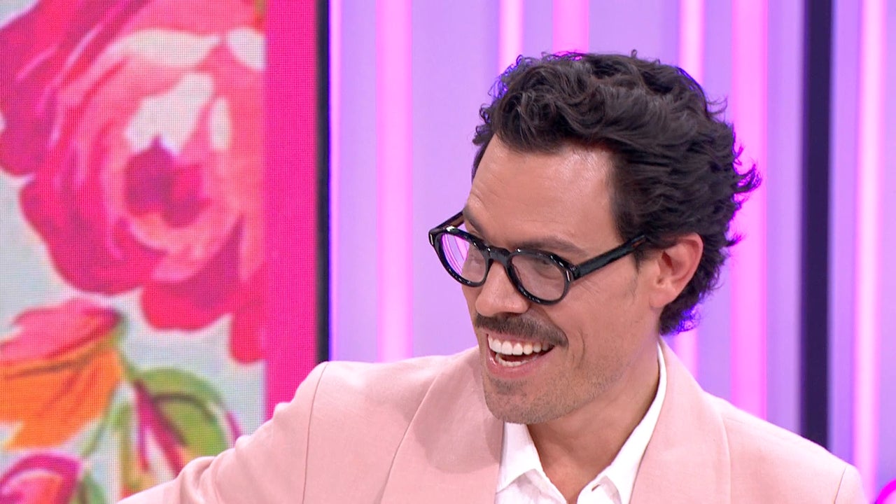 Juan Avellaneda descubre su faceta como abueltastro: "Por la calle me preguntan si es mi hija" Juan Avellaneda descubre su faceta como abueltastro: "Por la calle me preguntan si es mi hija"