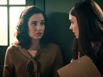 Las chicas de la tienda intentan aconsejar a Cristina: &ldquo;Igual no est&aacute;s enamorada de tu chico&rdquo;