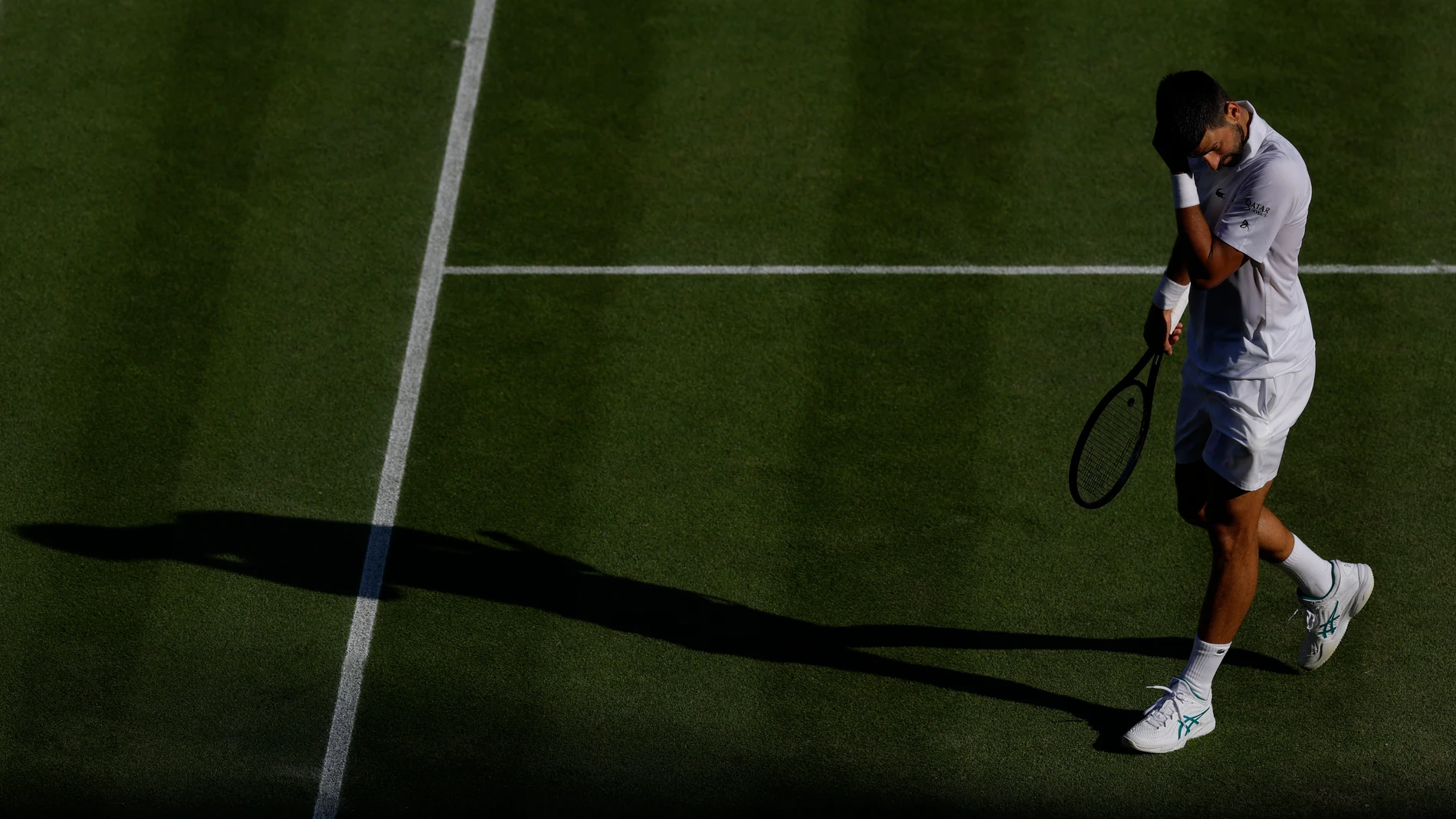 Novak Djokovic, cabizbajo en la semifinal ante Sinner en Wimbledon Novak Djokovic, cabizbajo en la semifinal ante Sinner en Wimbledon