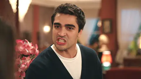 Ferit estalla contra Suna por querer casarse con Kaya: “¿Cuándo te has ...