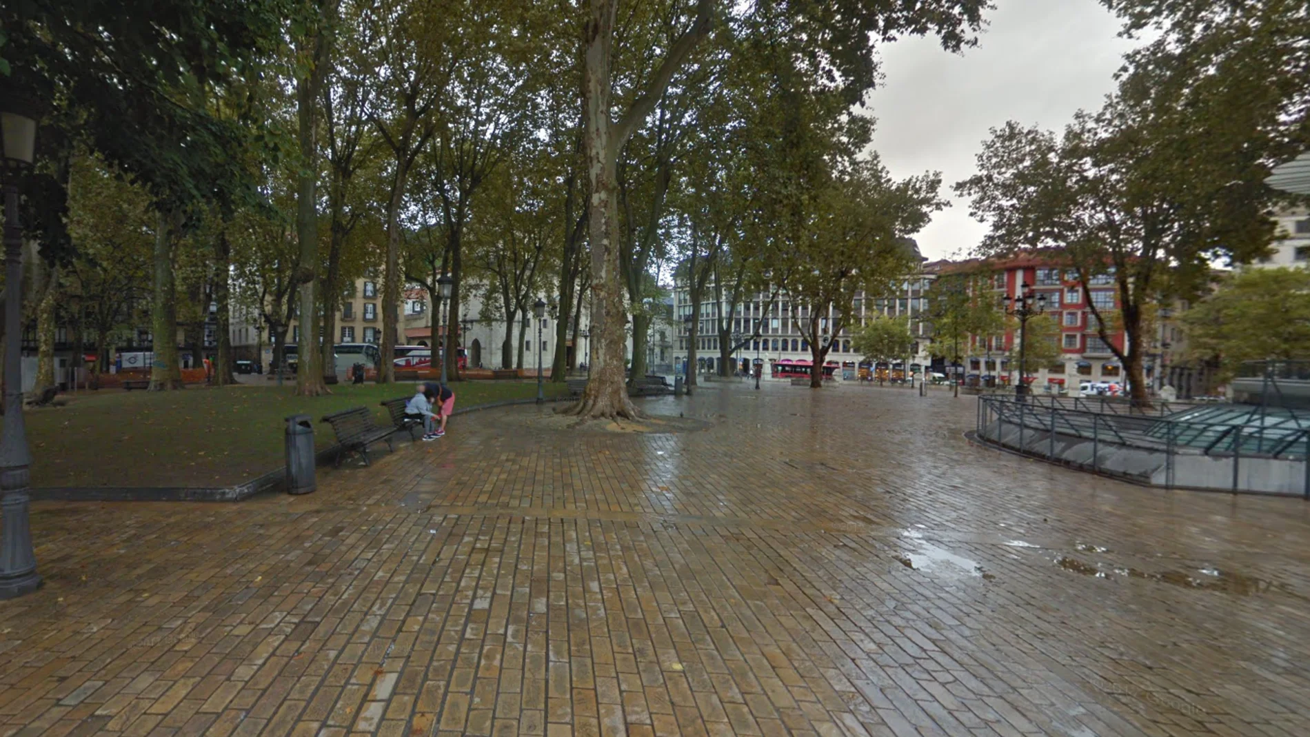 Parque Arenal de Bilbao. Google Maps Parque Arenal de Bilbao. Google Maps