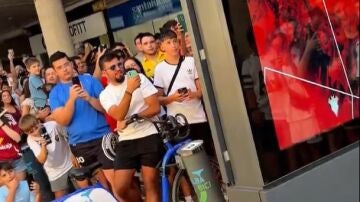 La afición del Albacete, antes de conocer el fichaje de Vallejo