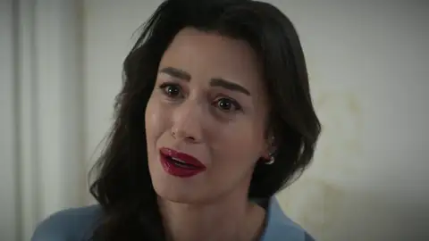 Timur se marcha de casa para alejarse Rengin: "Necesito pasar tiempo a solas" Timur se marcha de casa para alejarse Rengin: "Necesito pasar tiempo a solas"