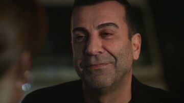 Çağla y Tolga comparten un extraño momento tras la tensión en el hospital: “Eres una mujer interesante”