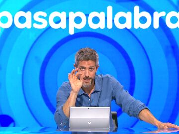 “¡No puede ser!”: Roberto Leal, sorprendido por el fallo de Manu y Rosa en La Pista 