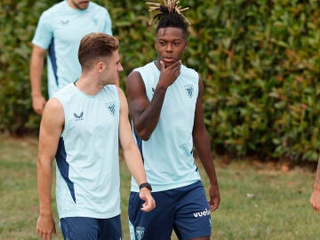 Nico Williams, en un entrenamiento en Lezama
