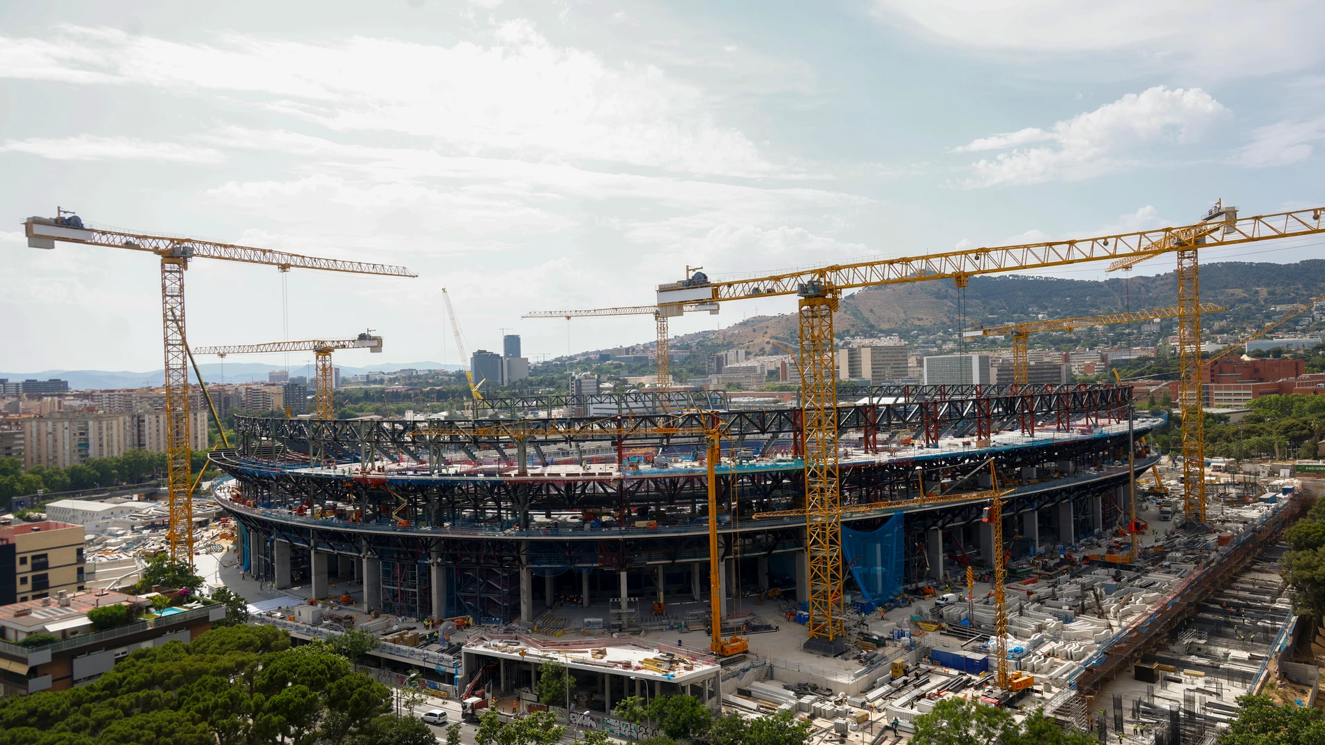 Fotografía de archivo de las obras en el Spotify Camp Nou Fotografía de archivo de las obras en el Spotify Camp Nou