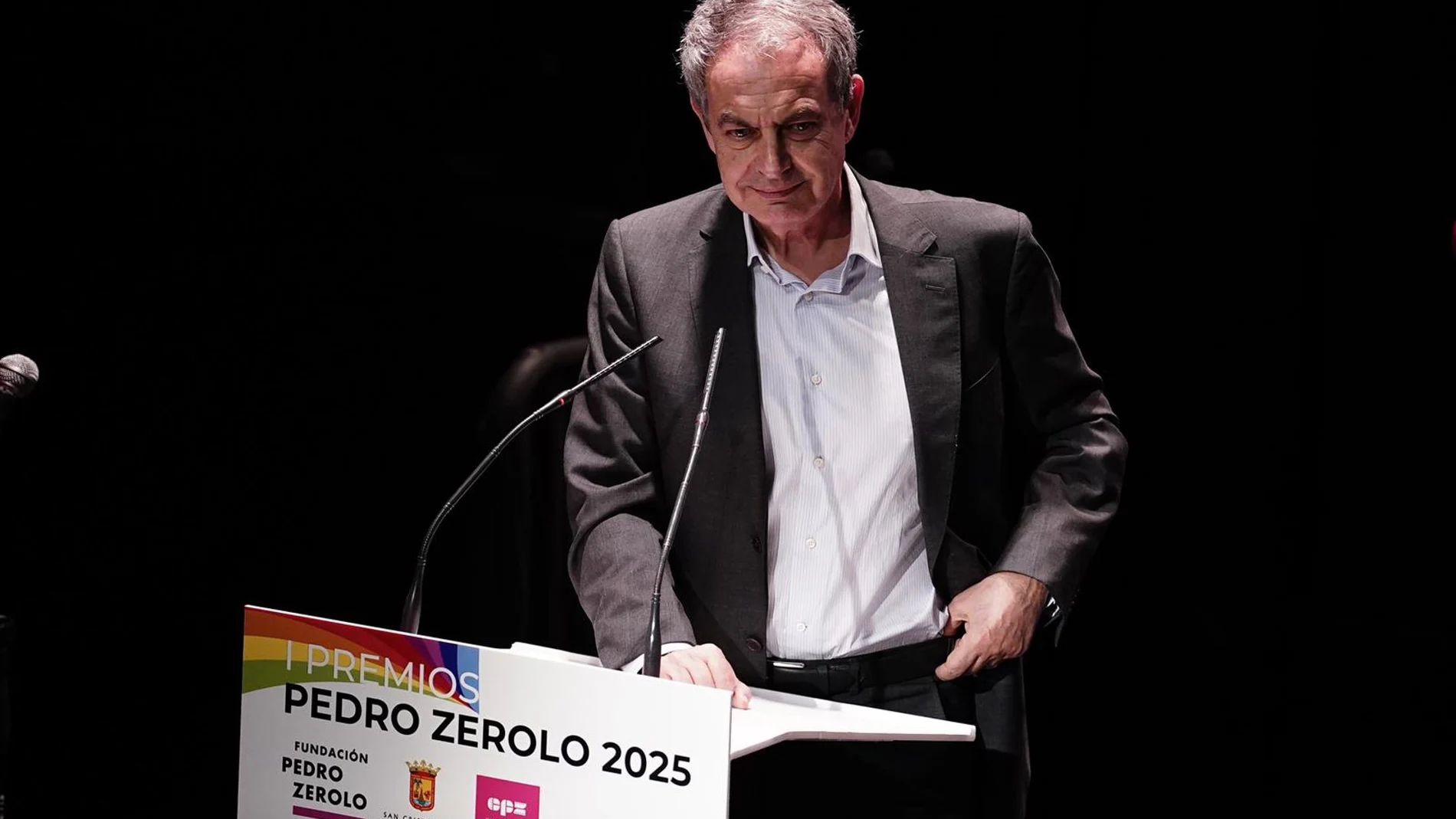 Zapatero sobre los presuntos casos de corrupción del PSOE: "No había nacido Sánchez y la derecha ya pedía su dimisión" Zapatero sobre los presuntos casos de corrupción del PSOE: "No había nacido Sánchez y la derecha ya pedía su dimisión"