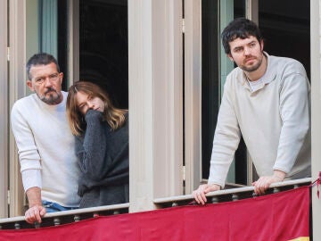 Antonio y Stella Banderas y Alex Gruszynski