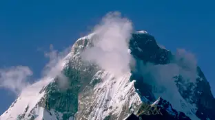 Montaña Huascarán, en Perú Montaña Huascarán, en Perú