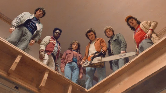 Finn Wolfhard, Gaten Matarazzo, Caleb McLaughlin, Natalia Dyer, Charlie Heaton y Joe Keery en la temporada 5 de Stranger Things Finn Wolfhard, Gaten Matarazzo, Caleb McLaughlin, Natalia Dyer, Charlie Heaton y Joe Keery en la temporada 5 de Stranger Things