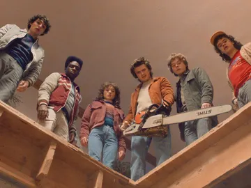 Finn Wolfhard, Gaten Matarazzo, Caleb McLaughlin, Natalia Dyer, Charlie Heaton y Joe Keery en la temporada 5 de Stranger Things Finn Wolfhard, Gaten Matarazzo, Caleb McLaughlin, Natalia Dyer, Charlie Heaton y Joe Keery en la temporada 5 de Stranger Things