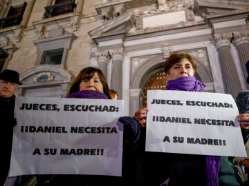 Imagen de archivo de una manifestación a favor de Juana Rivas y su hijo.