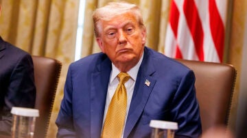 A3 Noticias 1 (18-07-25) La Casa Blanca informa que Trump padece una "insuficiencia venosa crónica"