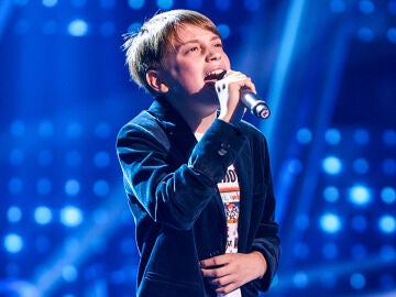 Iker deja atrás los nervios para disfrutar en la semifinal de La Voz Kids