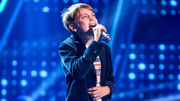 Iker deja atrás los nervios para disfrutar en la semifinal de La Voz Kids