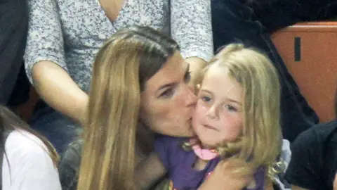 Laura Sánchez y su hija, Naia Ocio, en 2011 Laura Sánchez y su hija, Naia Ocio, en 2011