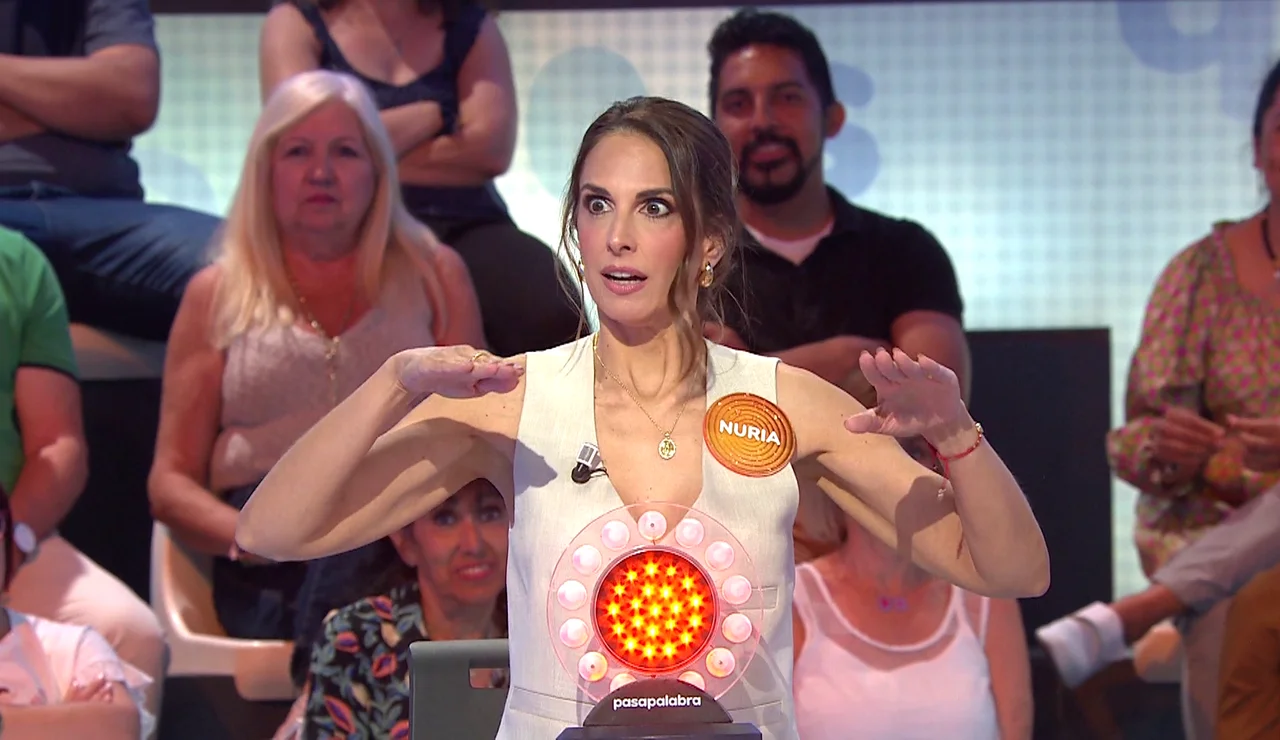 Nuria Fergó, horrorizada por la petición de Roberto Leal en La Pista: “Estás de broma, ¿no?”
