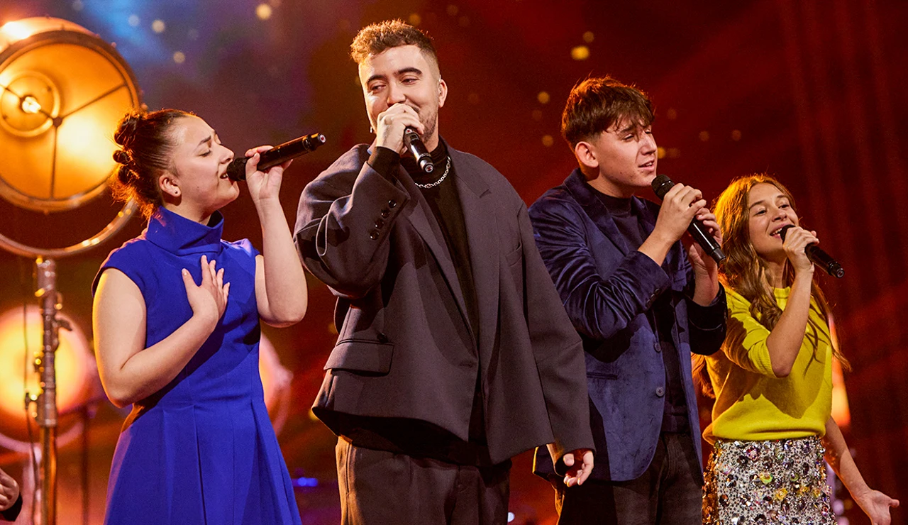 Beret canta junto a los ocho finalistas de La Vox Kids 2025 uno de sus temas más especiales