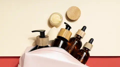 Neceser con cosméticos Neceser con cosméticos