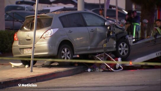 Un atropello masivo deja al menos 30 heridos en Los &Aacute;ngeles: el conductor recibi&oacute; un disparo