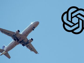 Imagen de archivo de un avión y del logo de ChatGPT.