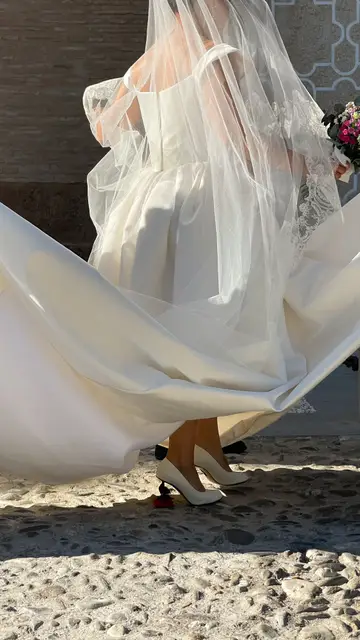 Los zapatos de novia de Eme de Amores Los zapatos de novia de Eme de Amores